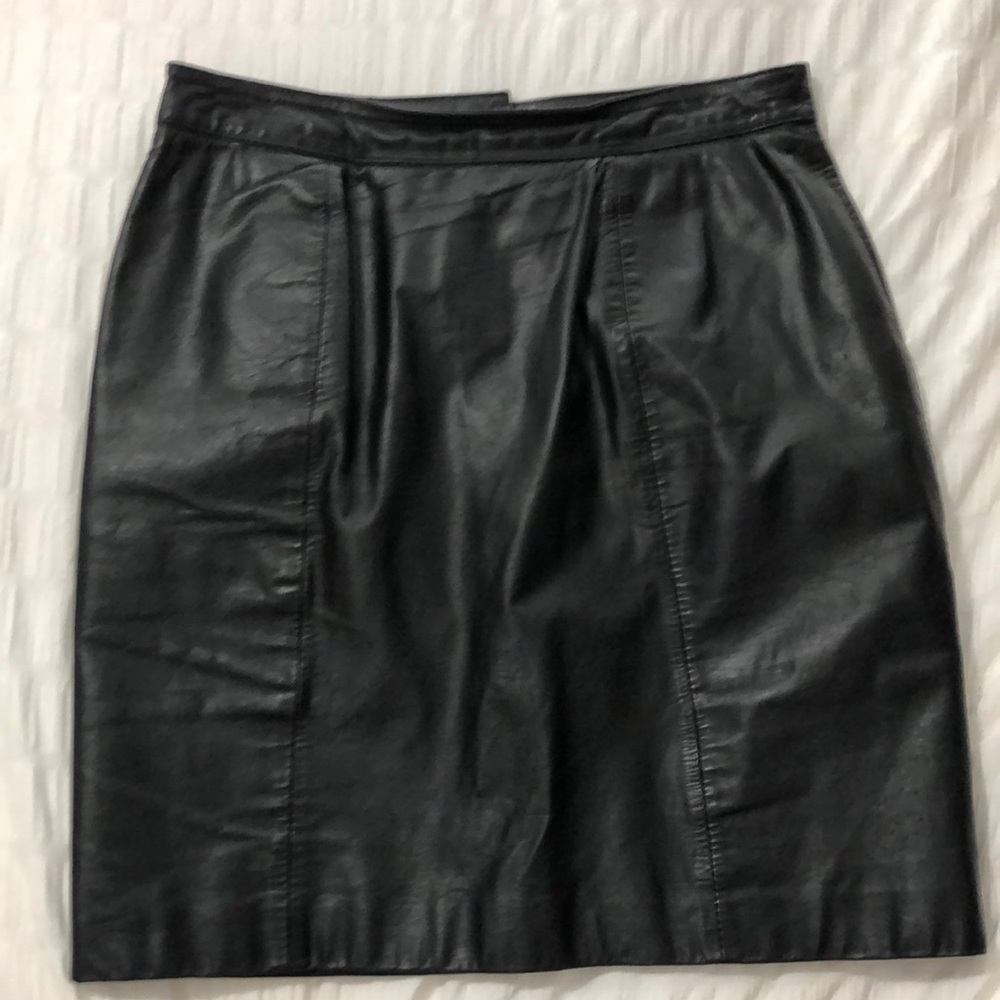 Women's leather mini skirt